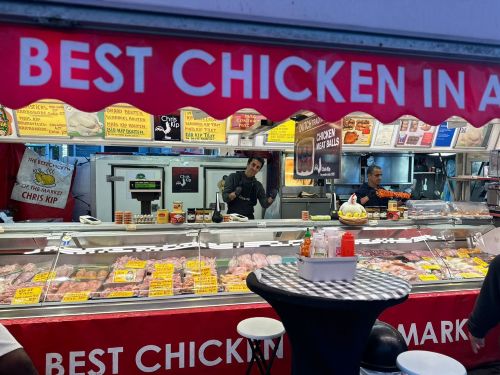 babak achter de stal