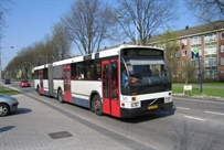 gelede bus 545 op de ijdoornlaan